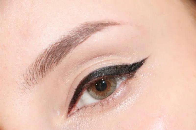 5 Bentuk Eyeliner yang Cocok untuk Kamu Si Pemula